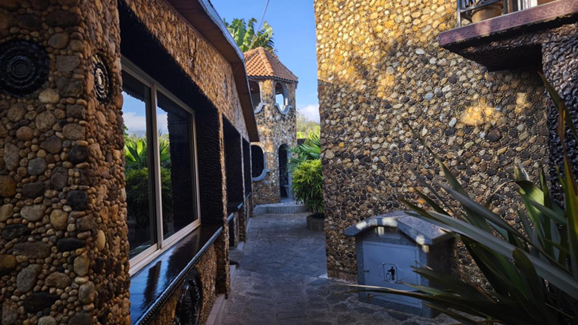 Hotel Restaurant Le Miamiam Glouglou Ambositra Exteriör bild