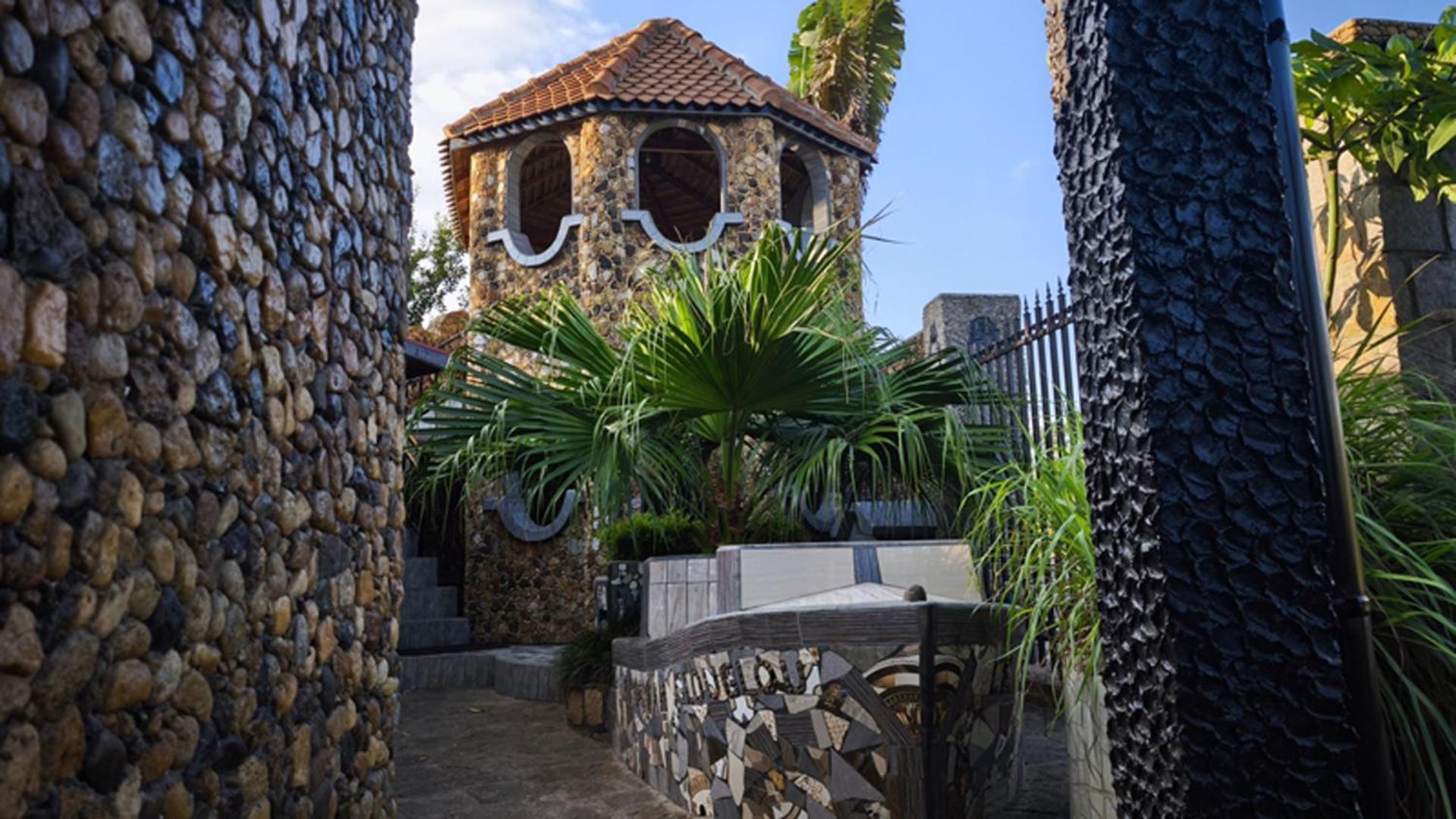 Hotel Restaurant Le Miamiam Glouglou Ambositra Exteriör bild